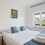 Apartment Bc House - *